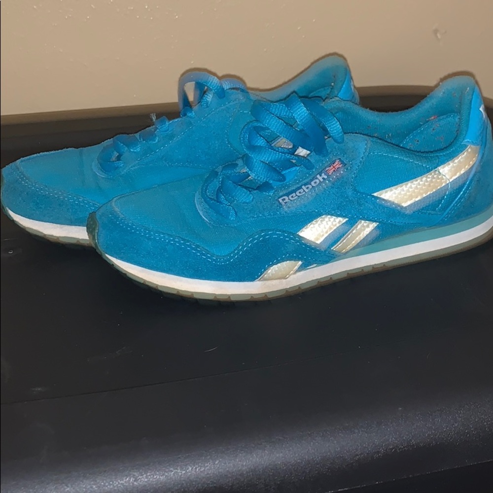 Blue Reebok size 6 1/2